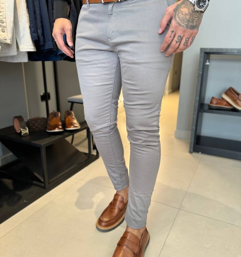 Garbin Group Store - Calça Alfaiataria S.Skinny Acetin. Zip-Off cinza G
