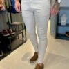 Garbin Group Store - Calça Alfaiataria Super Skinny Acetinada Zip-Off - Areia