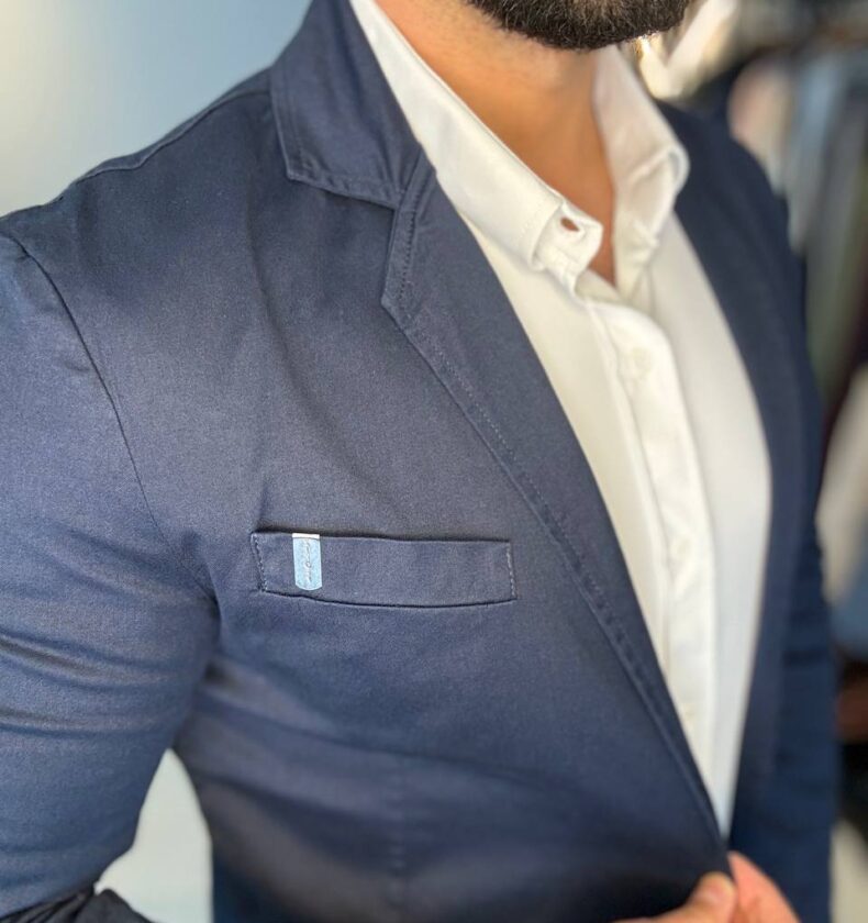 Garbin Group Store - Blazer Sarja Acetinado Bolso Embutido Zip-Off - Marinho