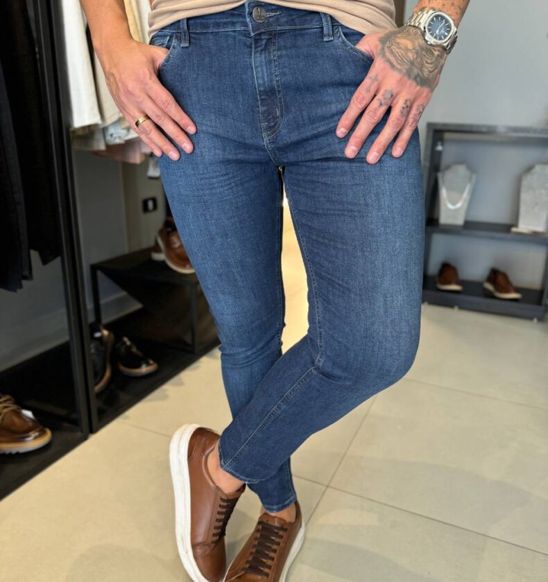Garbin Group Store - Calça Jeans Lisa Skinny - Zip-Off - Jeans Escuro