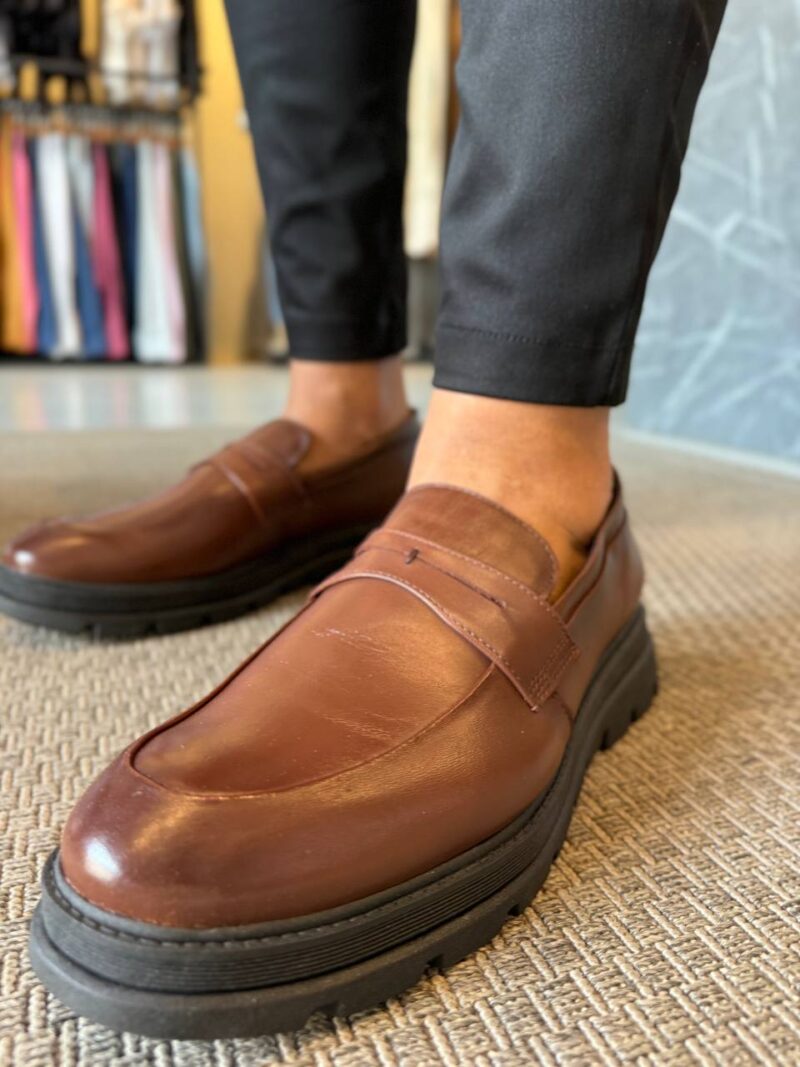 Garbin Group Store - Sap.Loafer Sola London Trato. Couro Garbin -Pinhão