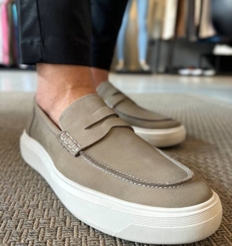 Garbin Group Store - Sapato Loafer Casual Selaria Couro Garbin -Cimento