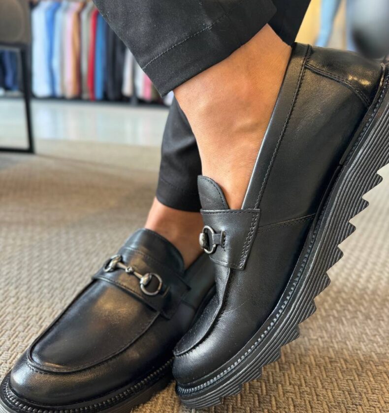 Garbin Group Store - Sapato Loafer Tratorado Couro Garbin - Preto