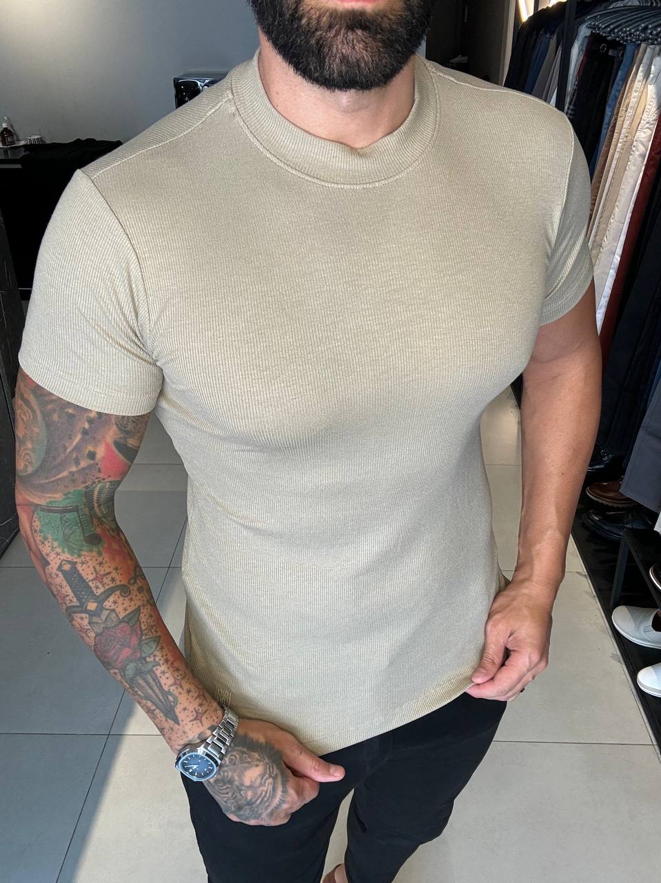 Garbin Group Store - Camiseta Gola Media Textura - Oxing - Areia