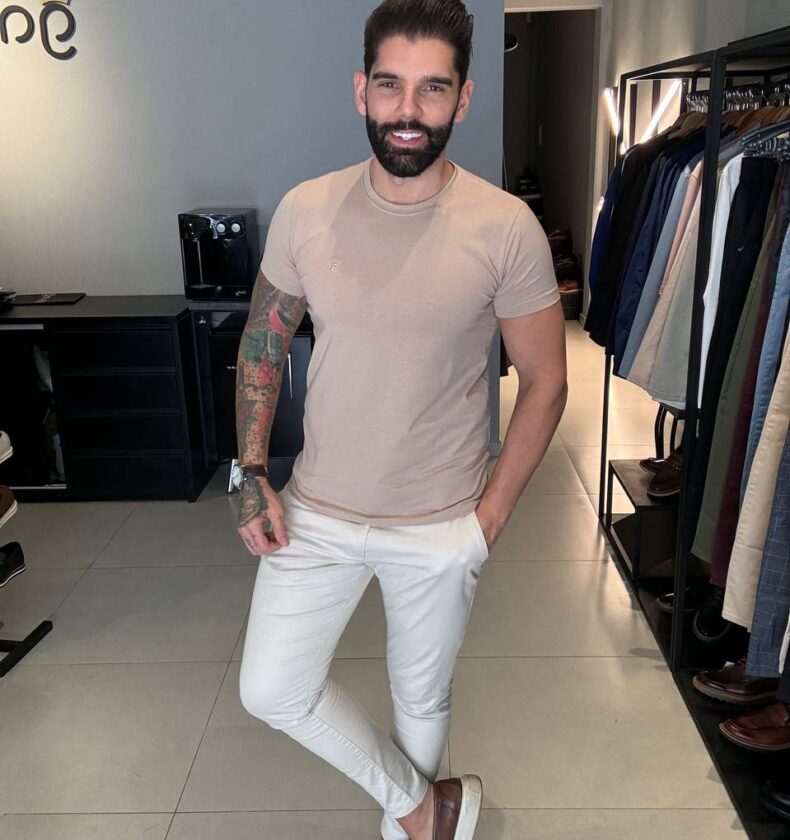 Garbin Group Store - Camiseta Basica G.Careca Com Elast. Garbin Bege