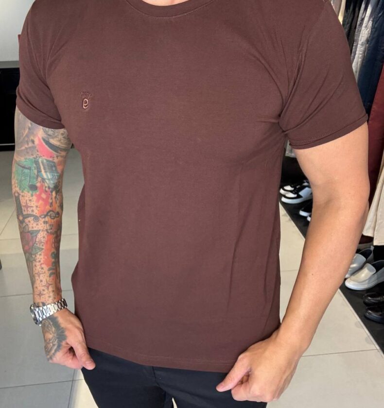 Garbin Group Store - Camiseta Basica G.Careca Com Elast. Garbin Marrom