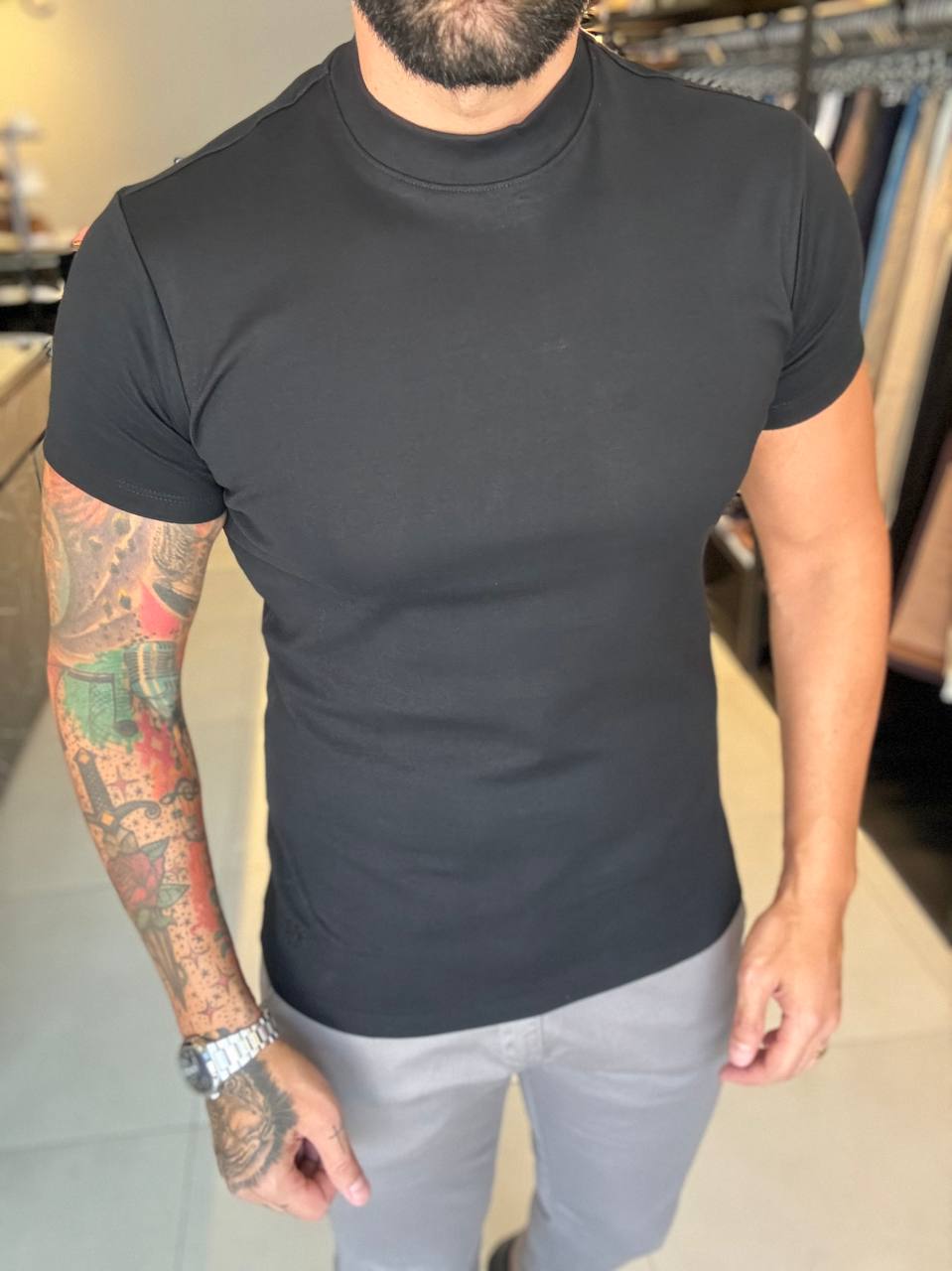 Garbin Group Store - Camiseta Gola Media - Oxing - Preta