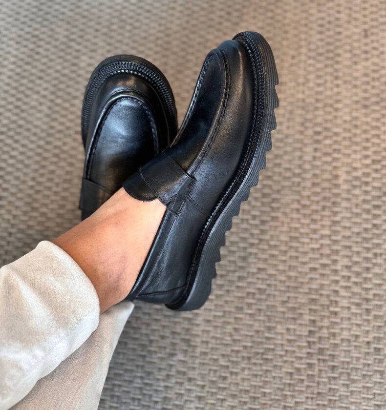 Garbin Group Store - Loafer Tratorado Couro Garbin - Preto