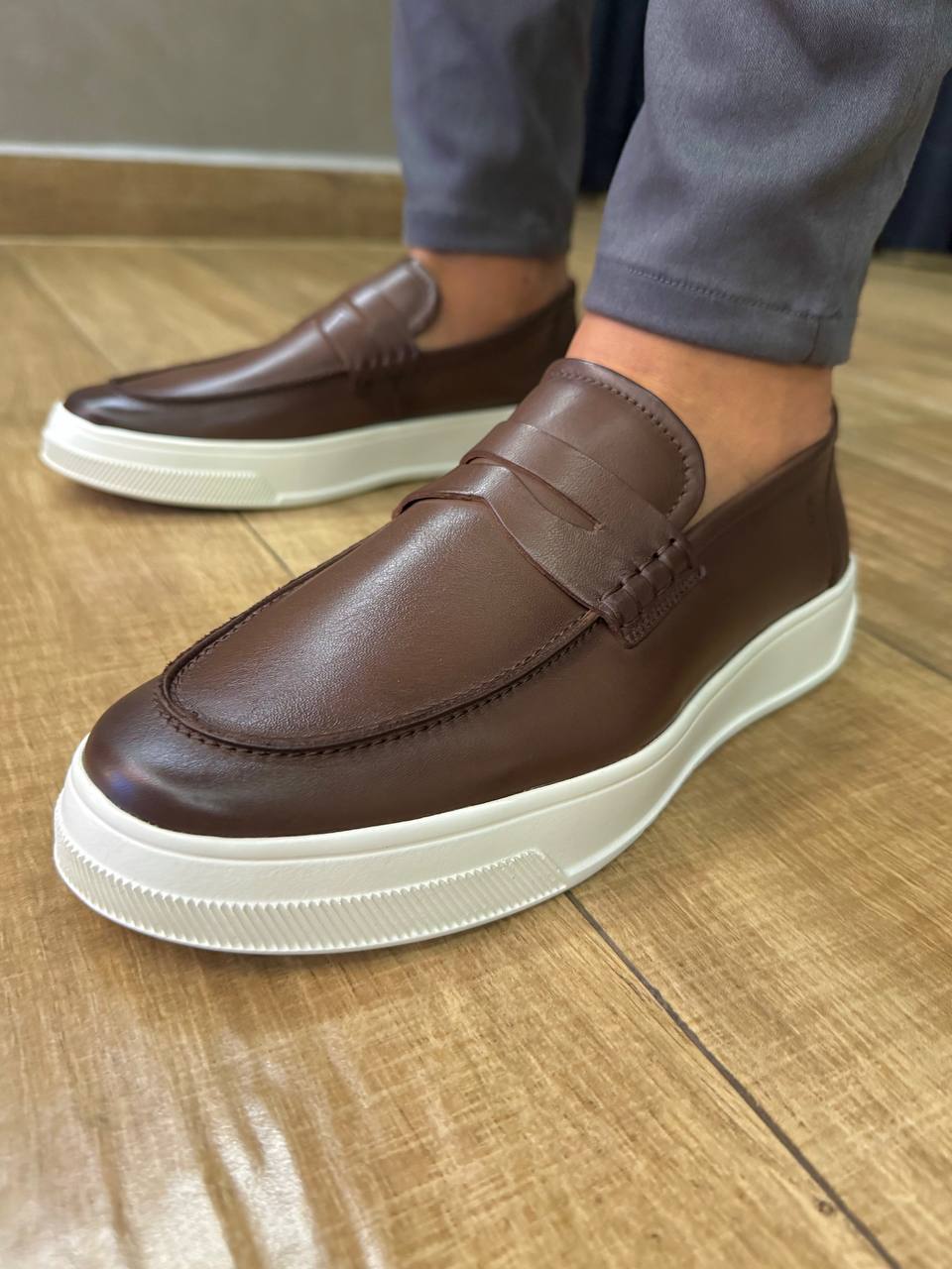 Garbin Group Store - Sapato Loafer Casual EVA Couro Garbin -Pinhão