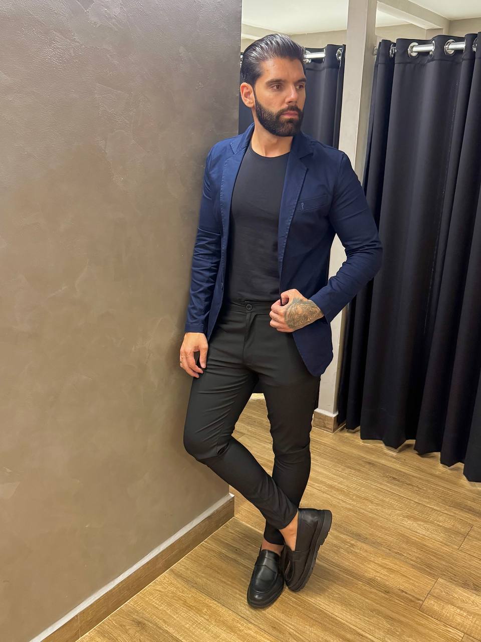 Garbin Group Store - Blazer Sarja Acetinado Bolso Embu. Zip-Off Marinho