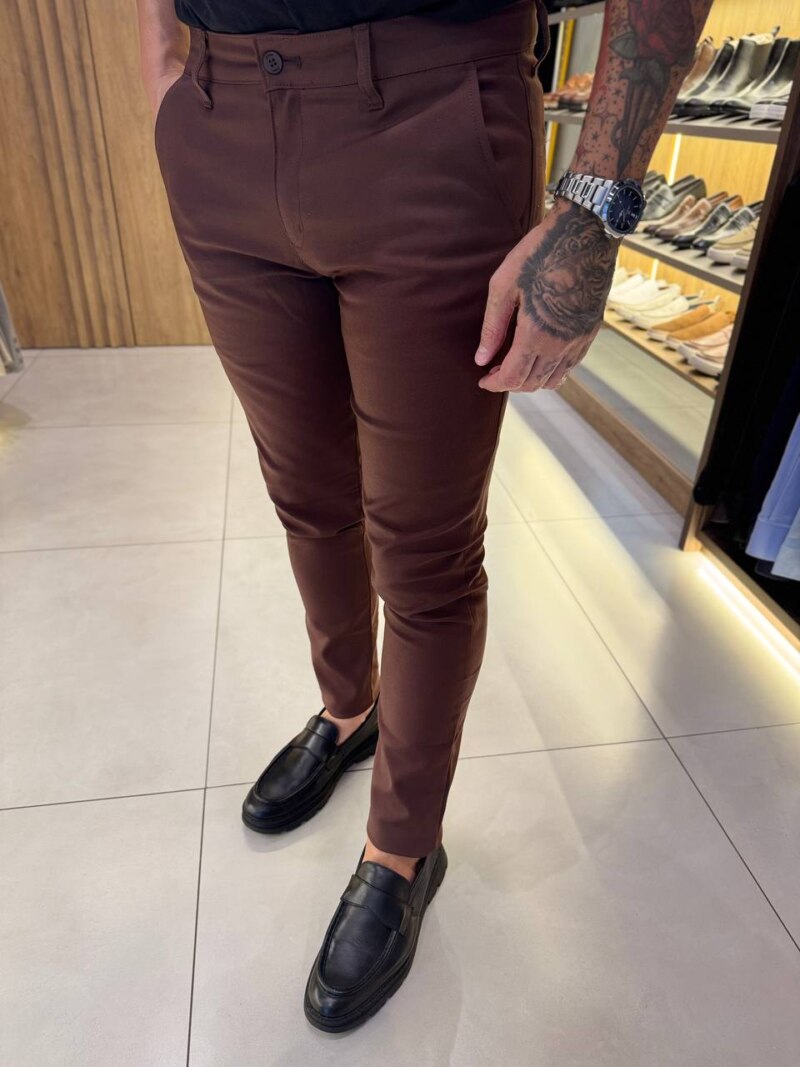 Garbin Group Store - Calça Alfaiataria Skinny Poliamida Zikane Marrom